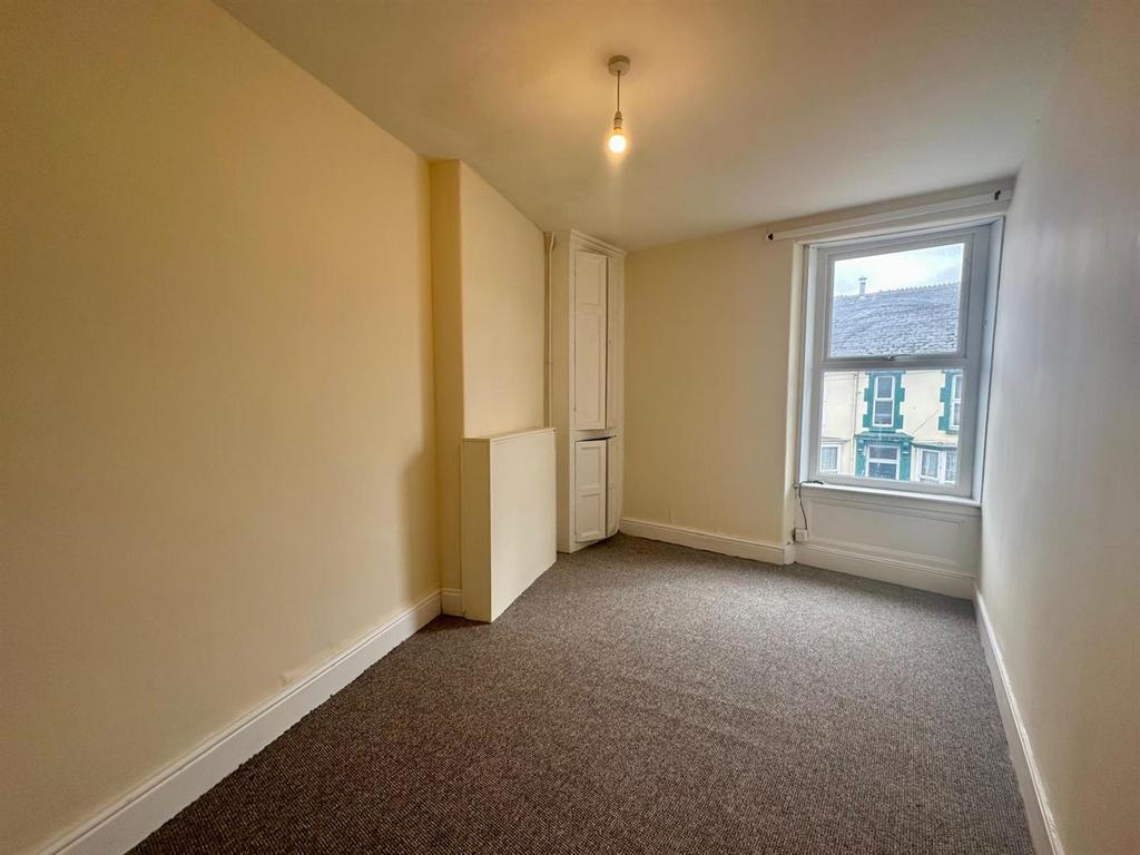 Bedroom lounge.jpg