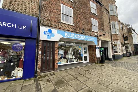 2 bedroom flat to rent, 46 Market Place, Thirsk