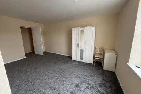 2 bedroom flat to rent, 46 Market Place, Thirsk