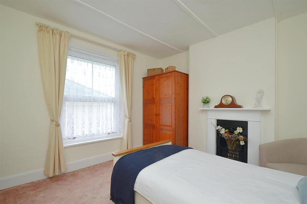 Resized Bed2a.jpg