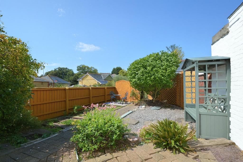 Garden1 NEW.jpg