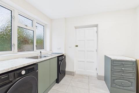 undefined, Bearton Avenue, Hertfordshire SG5