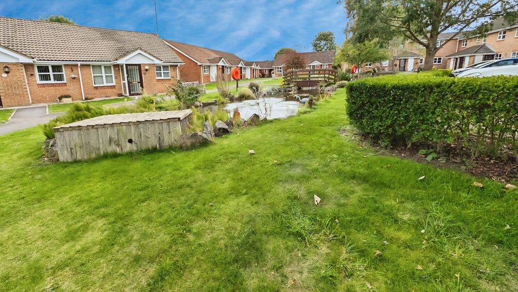 Pbox-garden-343259.jpg