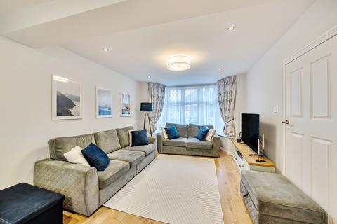 3 bedroom semi-detached house for sale, Bromefield, Stanmore, London
