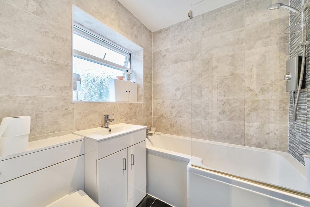 1360517-9-68e9348...