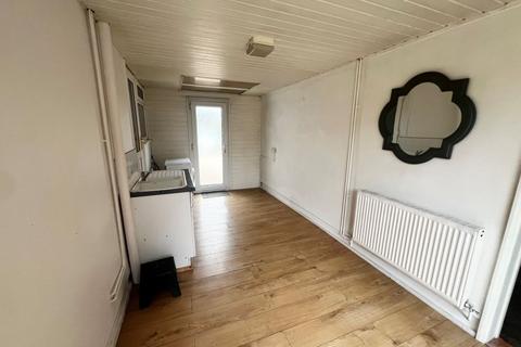 11 Compton Beeches, St Ives, Ringwood, BH24 2PN