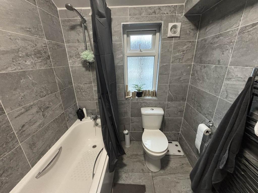 Bathroom 3
