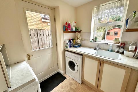 3 bedroom detached house for sale, Hadland Close, Bovingdon HP3