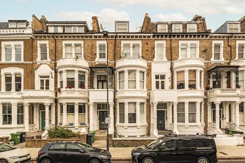 1 bedroom flat to rent, Sinclair Road, London W14