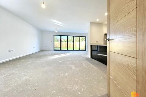 undefined, Spurlands End Road, Great Kingshill, HP15