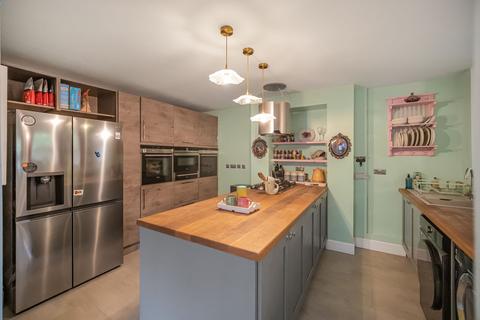 undefined, Hawthorn Road, Beaufort, NP23