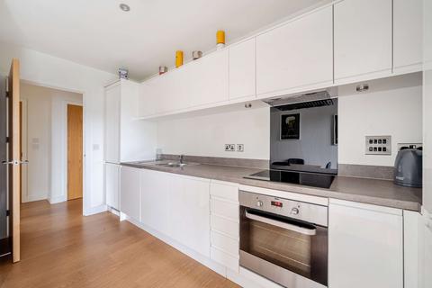 2 bedroom apartment for sale, at Wimhurst Court, 168 Upper North Street, London E14