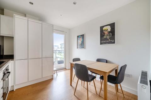 2 bedroom apartment for sale, at Wimhurst Court, 168 Upper North Street, London E14