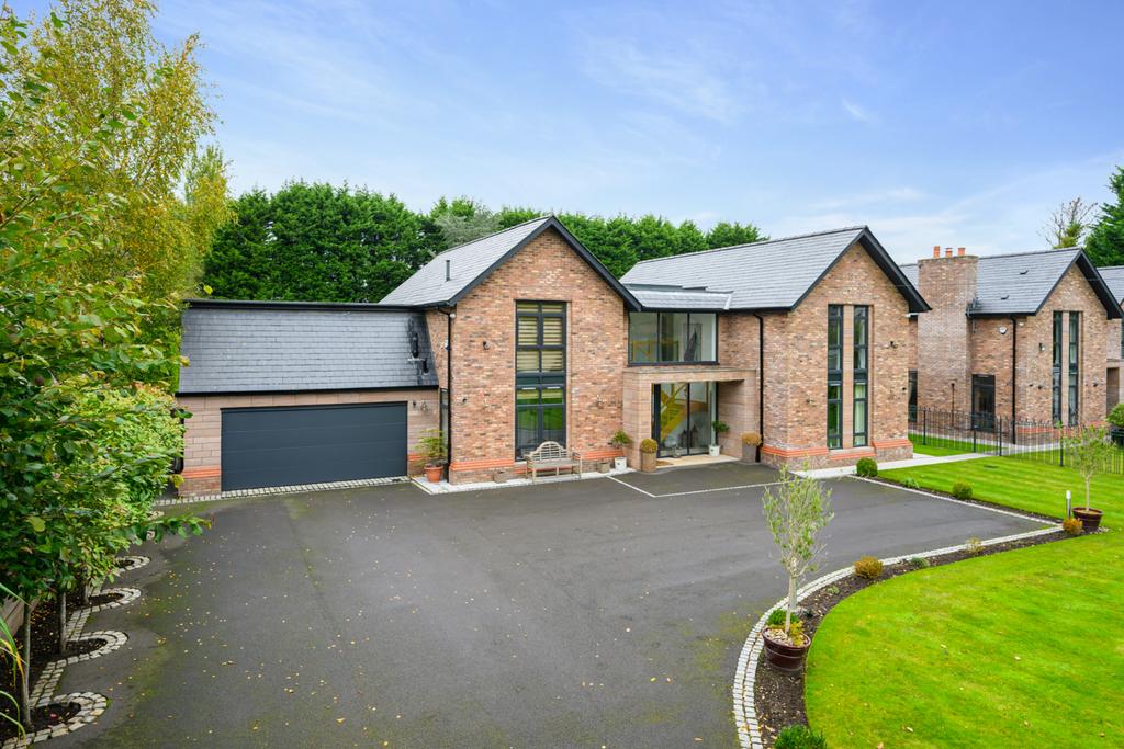 20b Moss Lane