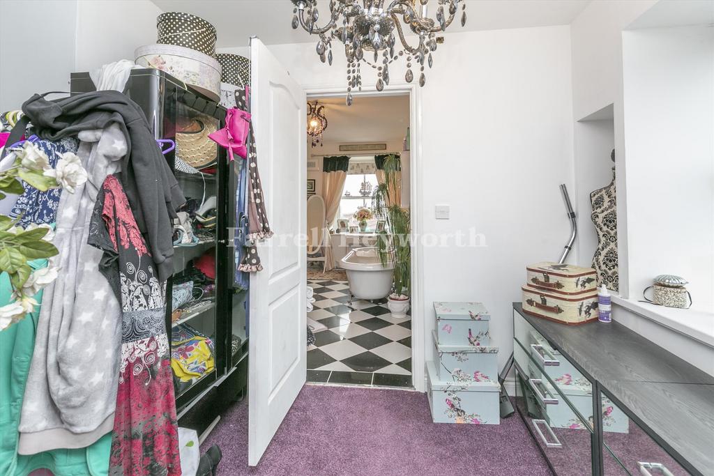 Dressing area