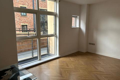 2 bedroom duplex to rent, Curzon Place, Gateshead NE8