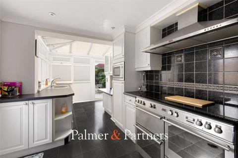 17 Clapgate Drive, Little Clacton, Clacton-on-sea, CO16 9PP
