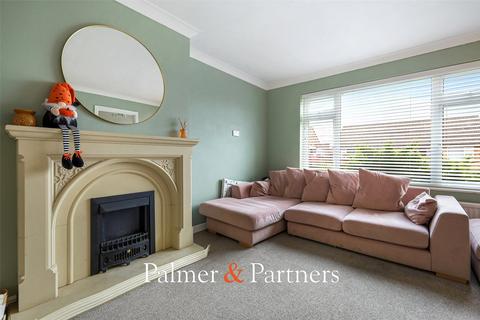 17 Clapgate Drive, Little Clacton, Clacton-on-sea, CO16 9PP