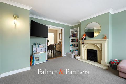 17 Clapgate Drive, Little Clacton, Clacton-on-sea, CO16 9PP