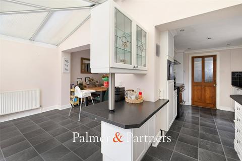 17 Clapgate Drive, Little Clacton, Clacton-on-sea, CO16 9PP