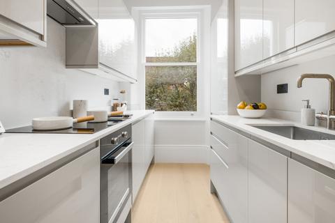 1 bedroom apartment for sale, Philbeach Gardens, London, SW5