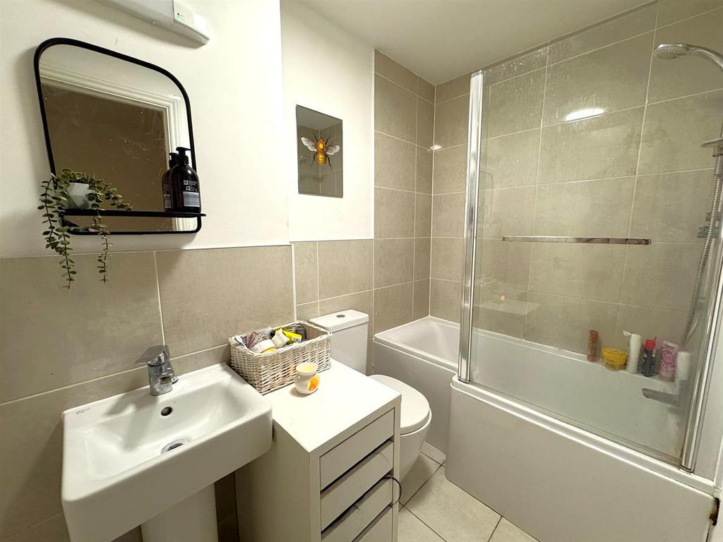 Thumbnail image0 (2).jpg