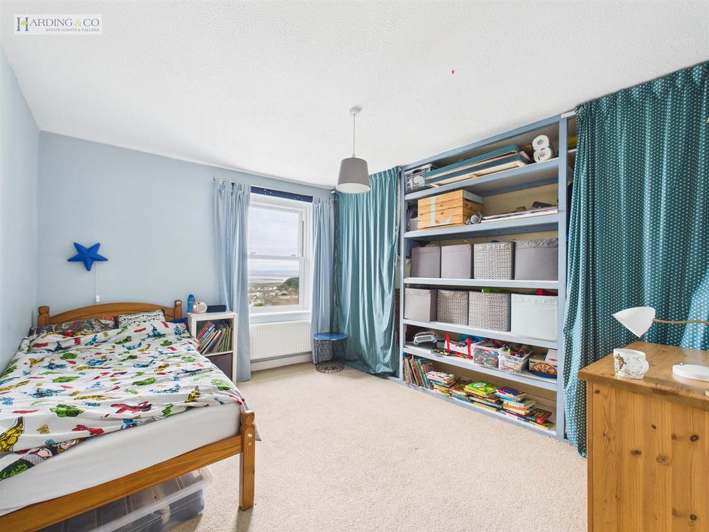 Bedroom 3.jpg