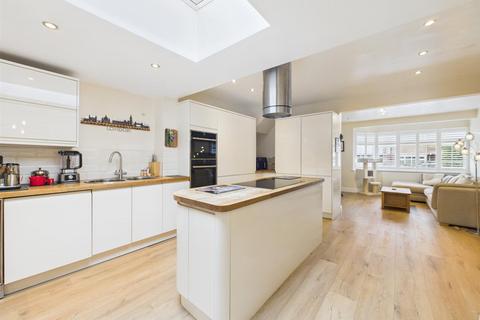 undefined, Linden Avenue, Ruislip HA4
