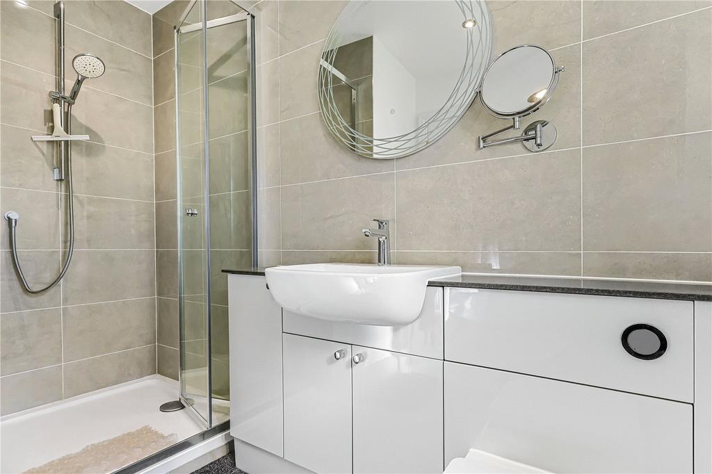 Ensuite