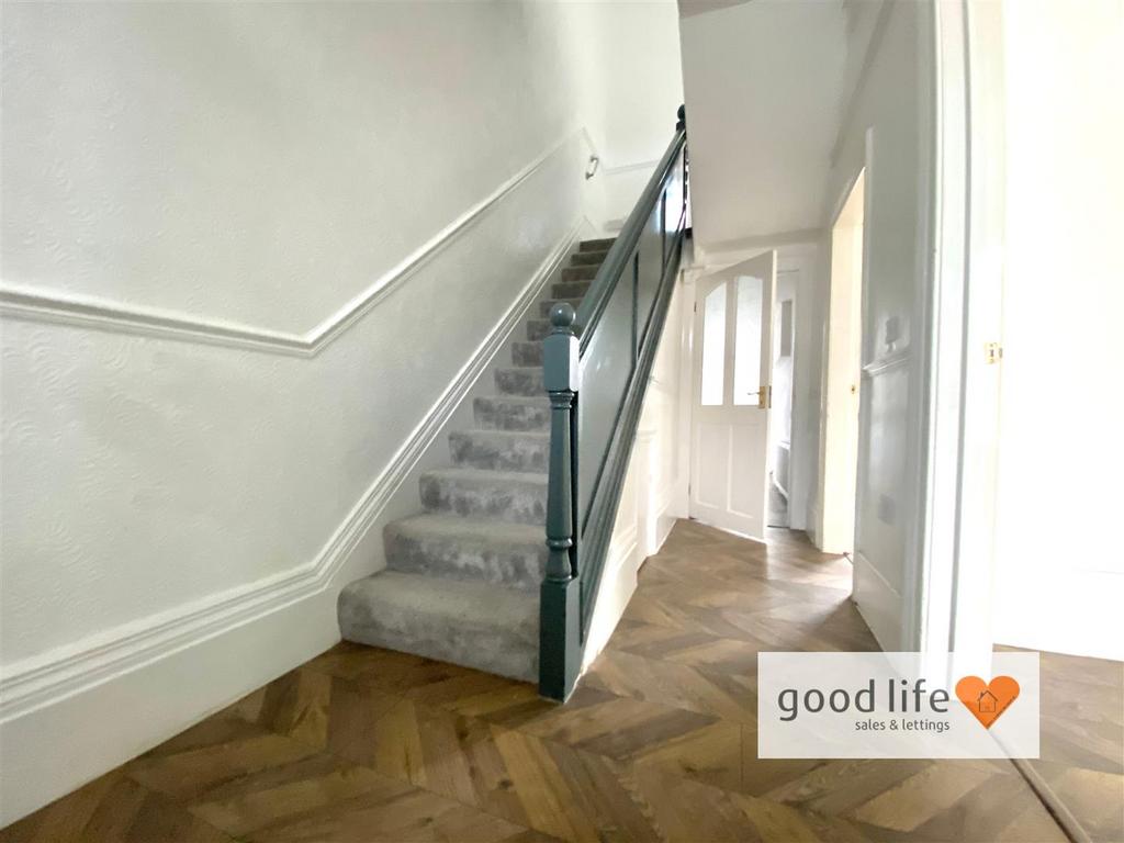 20251015 094815061 i OS9sydenhamterrace.jpg
