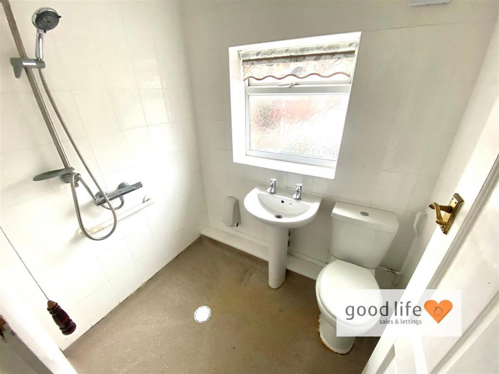 20251015 094959098 i OS9sydenhamterrace.jpg