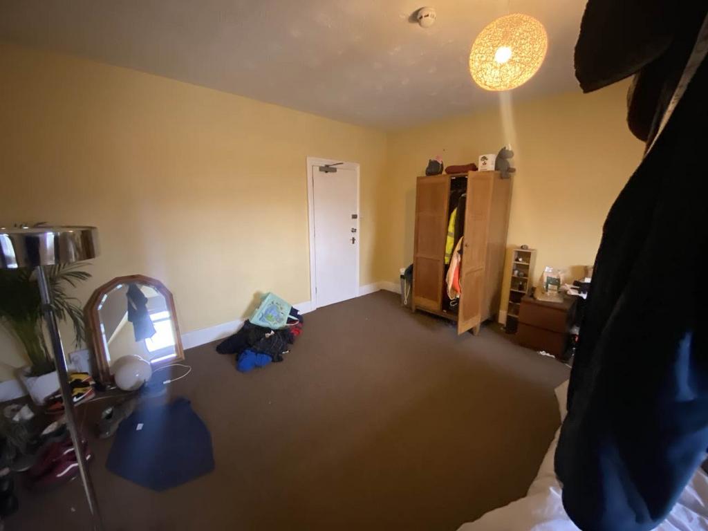 Bedroom 7 Reverse