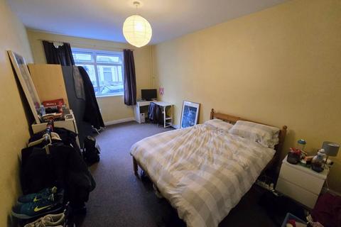 7 bedroom terraced house to rent, Donald Street, Roath, Cardiff