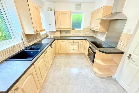 3 bedroom semi-detached house to rent, Brockwell Road, Birmingham