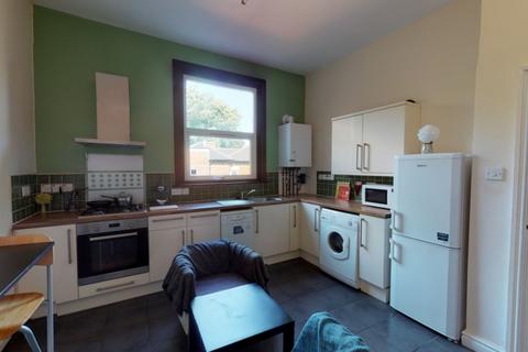 2 bedroom flat to rent, Addison Street, Nottingham NG1