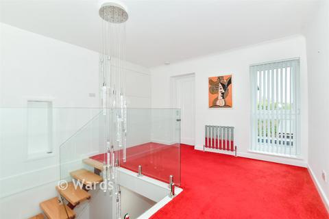 Orchard Bourne Cooling Street, Cliffe, Rochester, ME3 7UB