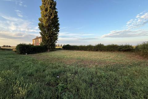 undefined, Derelict Farmhouse at Benwick Road, Whittlesey, Peterborough