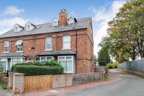 4 bedroom semi-detached house for sale, Dunkirk Road, Nottingham NG7