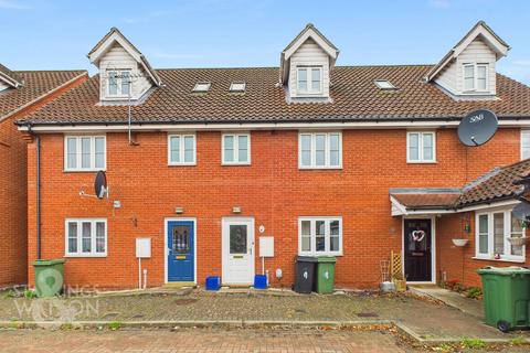3 bedroom townhouse for sale, Rose Terrace, Diss