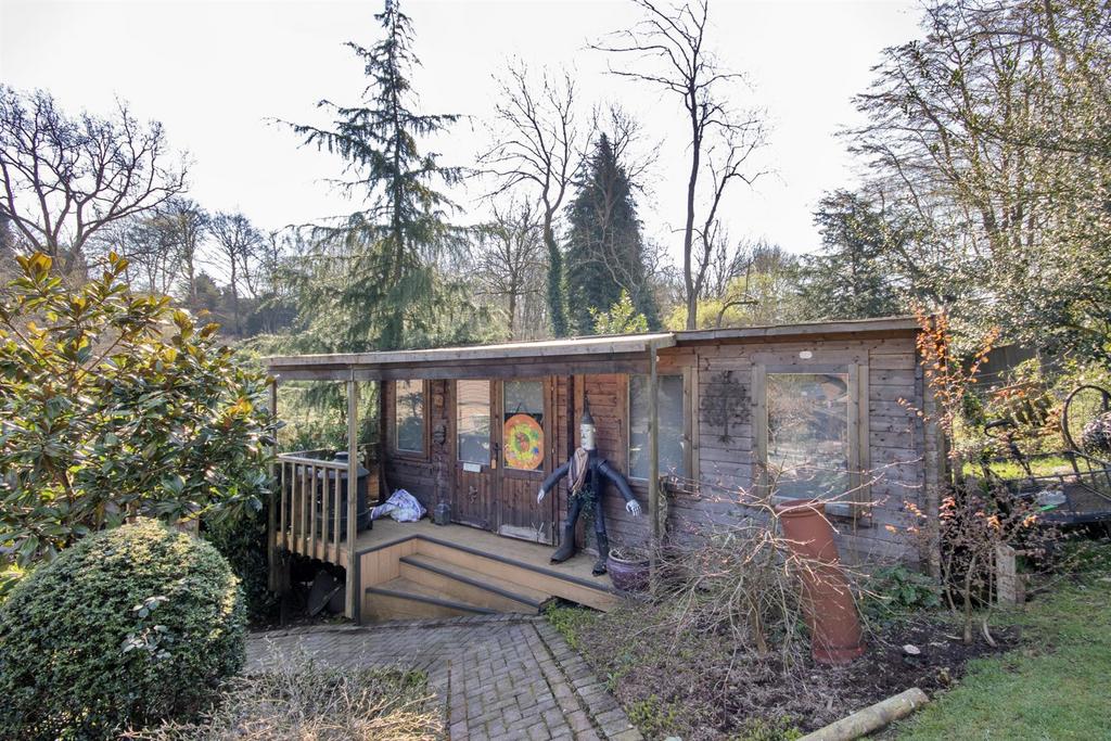 21 - Cabin.jpg