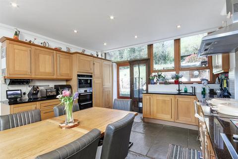 3 bedroom house for sale, Rhododendron Avenue, Meopham