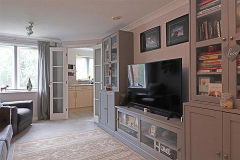 1 bedroom retirement property for sale, Linkfield Lane, Redhill