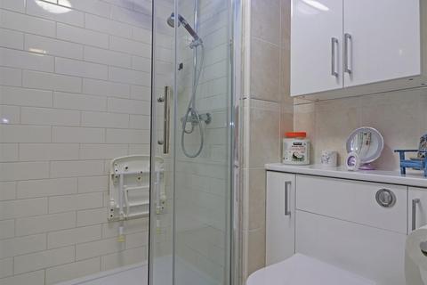 1 bedroom retirement property for sale, Linkfield Lane, Redhill
