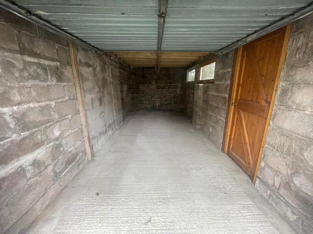 Internal II.jpg