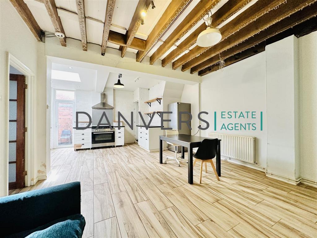Living Dining area.jpg