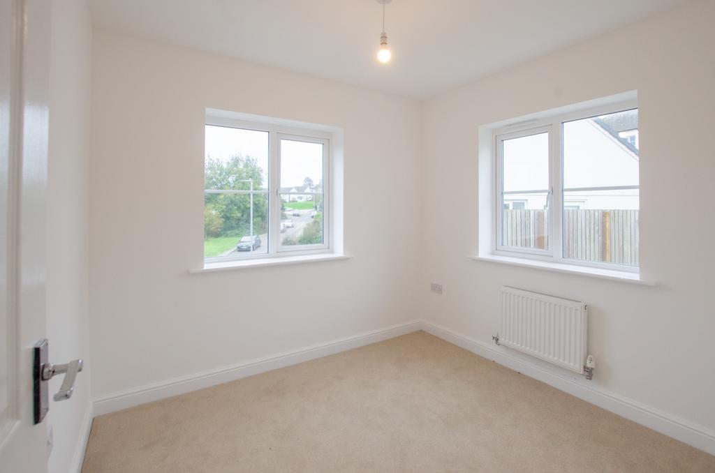 70 Du Maurier Drive TPS Bodmin 01208 74182-24