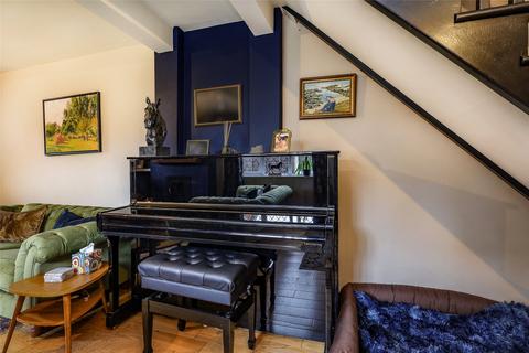 32 Headley Road, Liphook, GU30 7NP