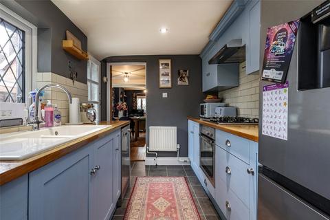 32 Headley Road, Liphook, GU30 7NP