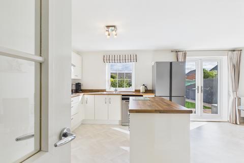 undefined, WARWICK CLOSE, BOURNE, LINCOLNSHIRE, PE10
