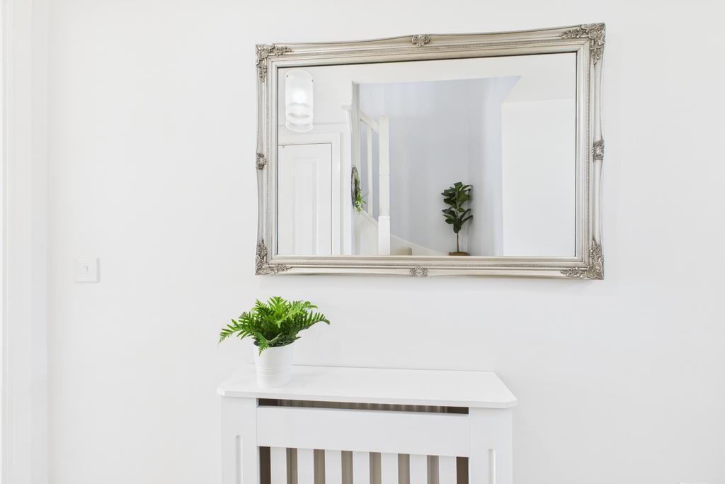 Tastefully decorated entrance hall to greet your g